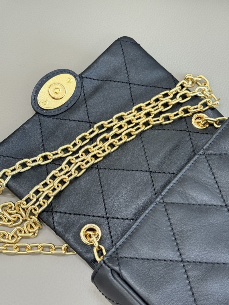 Bv*b*rry satchel bags